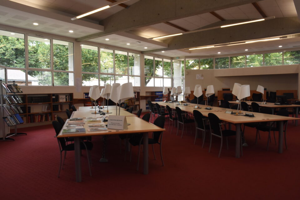 Archives départementales : salle de lecture