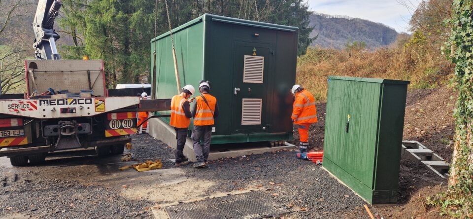 Fibre optique Cantal : livraison noeud de raccordement optique de la Vallée du Mars à Saint-Vincent-de-Salers